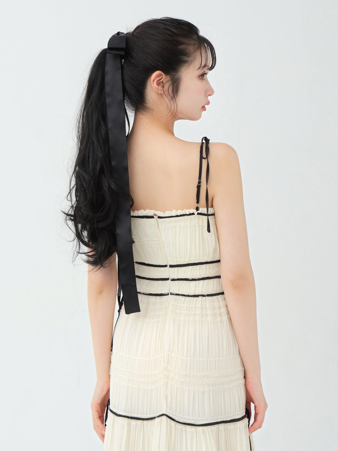 Side ribbon tiered chiffon long onepiece(eme10385)