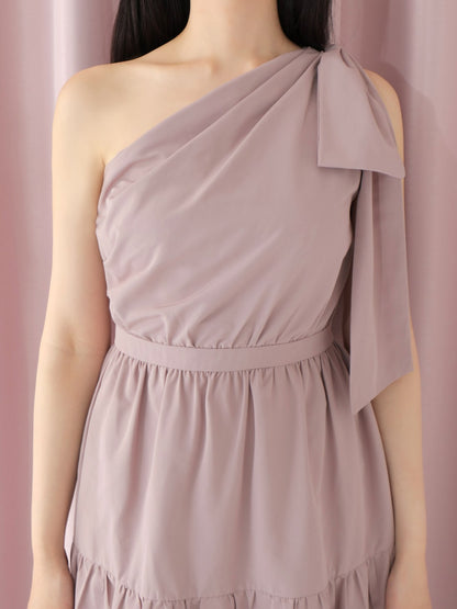One shoulder ribbon flare onepiece(eme10543)