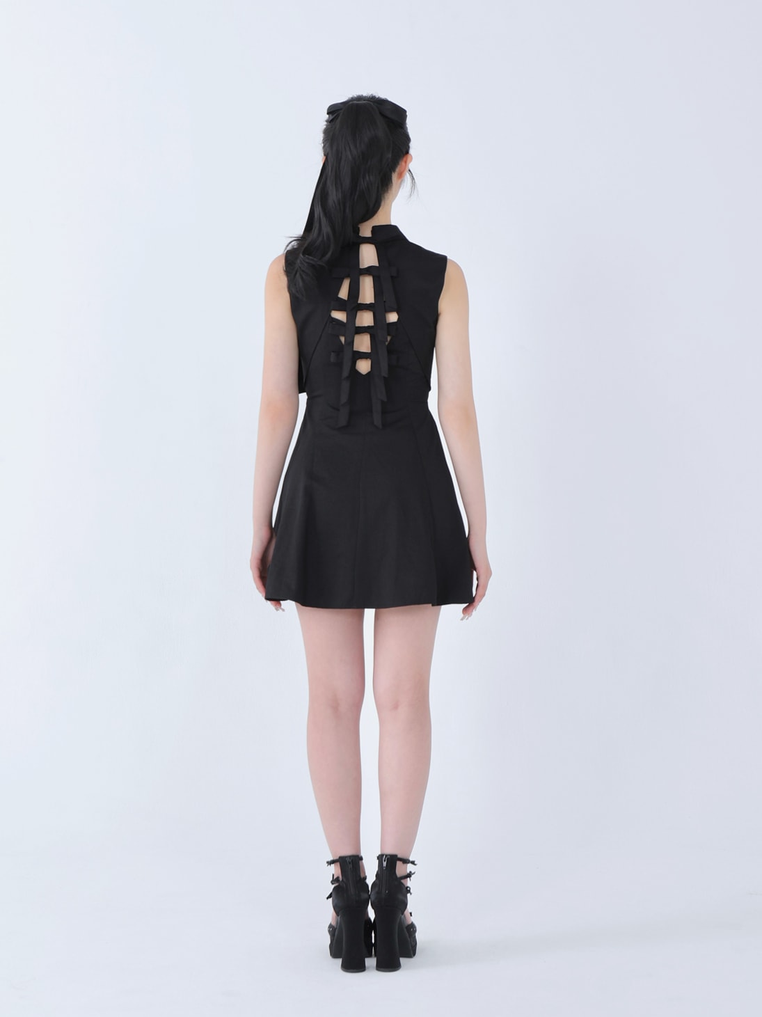 Back ribbon flare mini onepiece(eme10604)