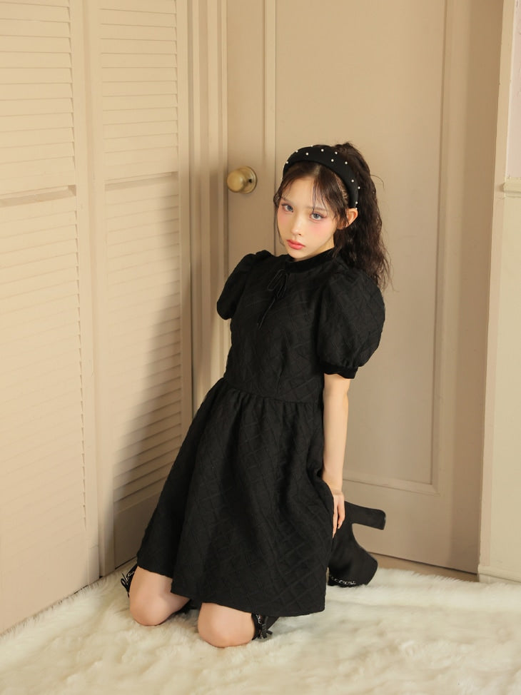 【SALE】 Black ribbon volume dress (eme10235)