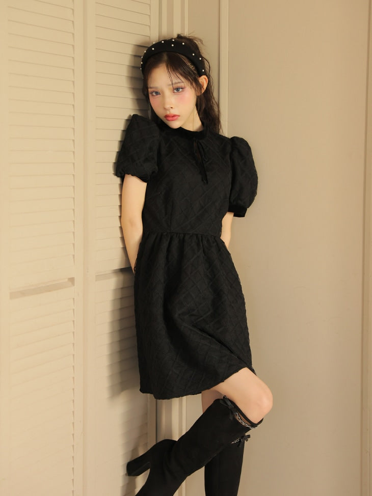 【SALE】 Black ribbon volume dress (eme10235)