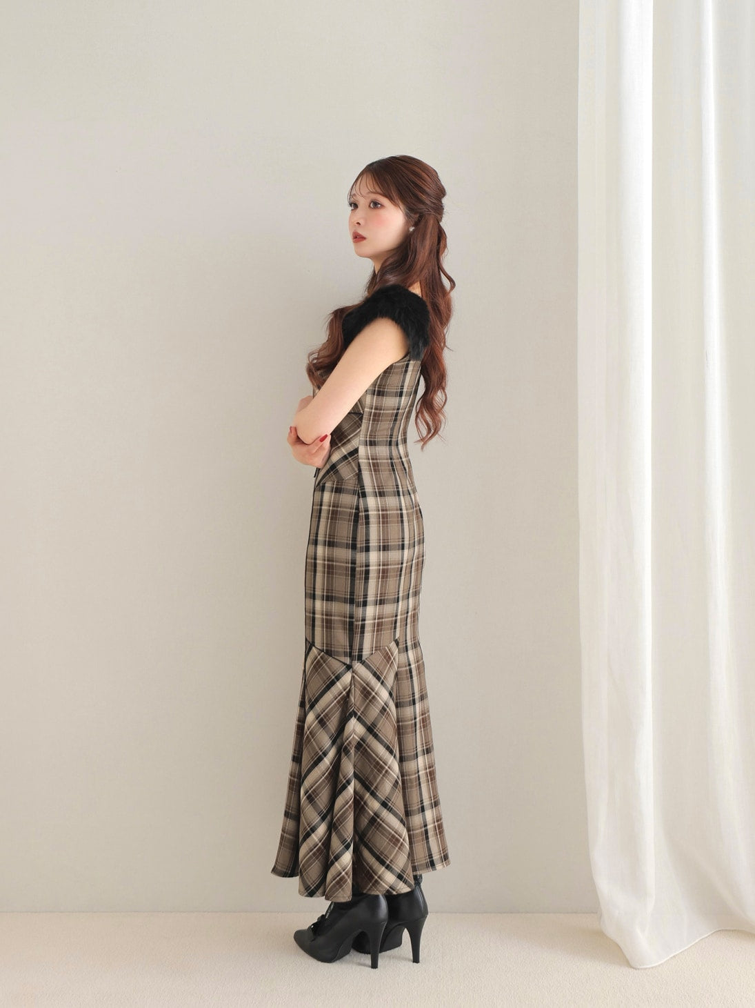 Fur sleeve mermaid onepiece(eme10718)