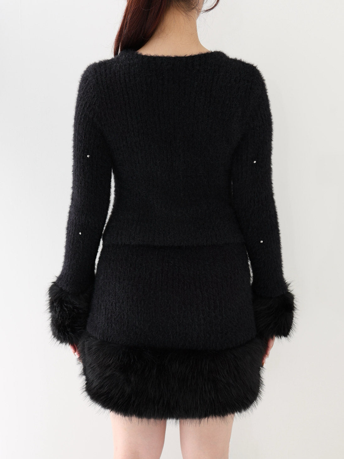 【Pre Order】Bijou fur knit onepiece(eme10603)