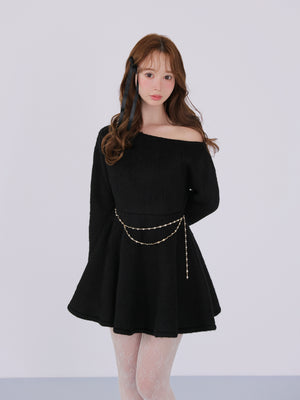 model：162cm　(size：F　color：Black)
