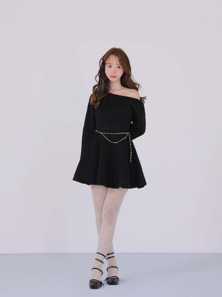 model：162cm　(size：F　color：Black)