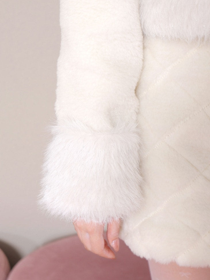 Shine bijou fake far jacket(eme10357)