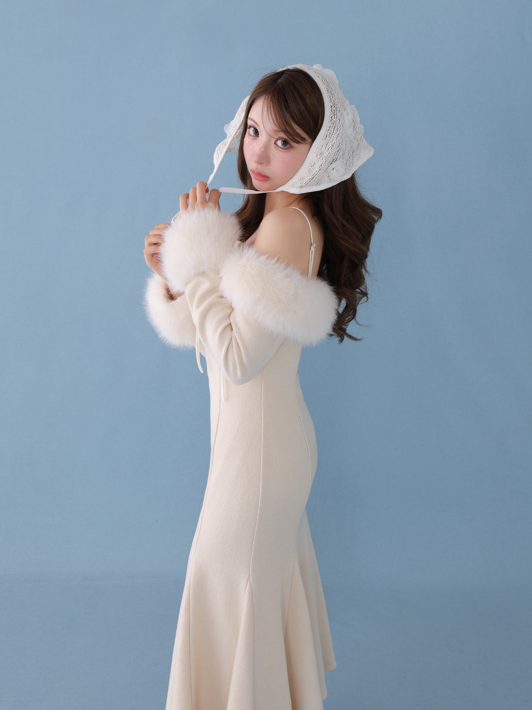 Fur sleeve ribbon ｍermaid onepiece(eme10764)