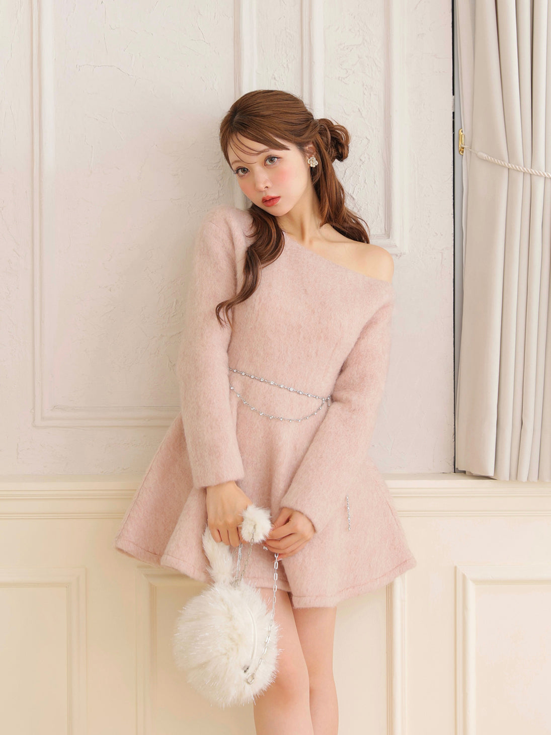 One shoulder bijou belt onepiece(eme10564) – M me eme