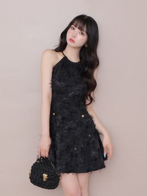 モデル：160cm（着用サイズ：Free／着用カラー：ブラック）