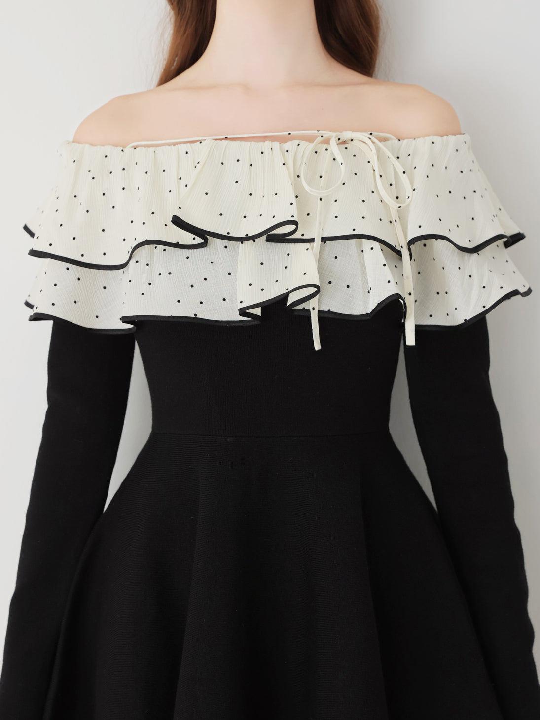 Petite Dot Frill onepiece(eme10839) – M me eme