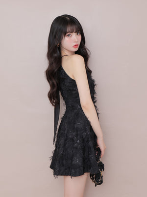 モデル：160cm（着用サイズ：Free／着用カラー：ブラック）