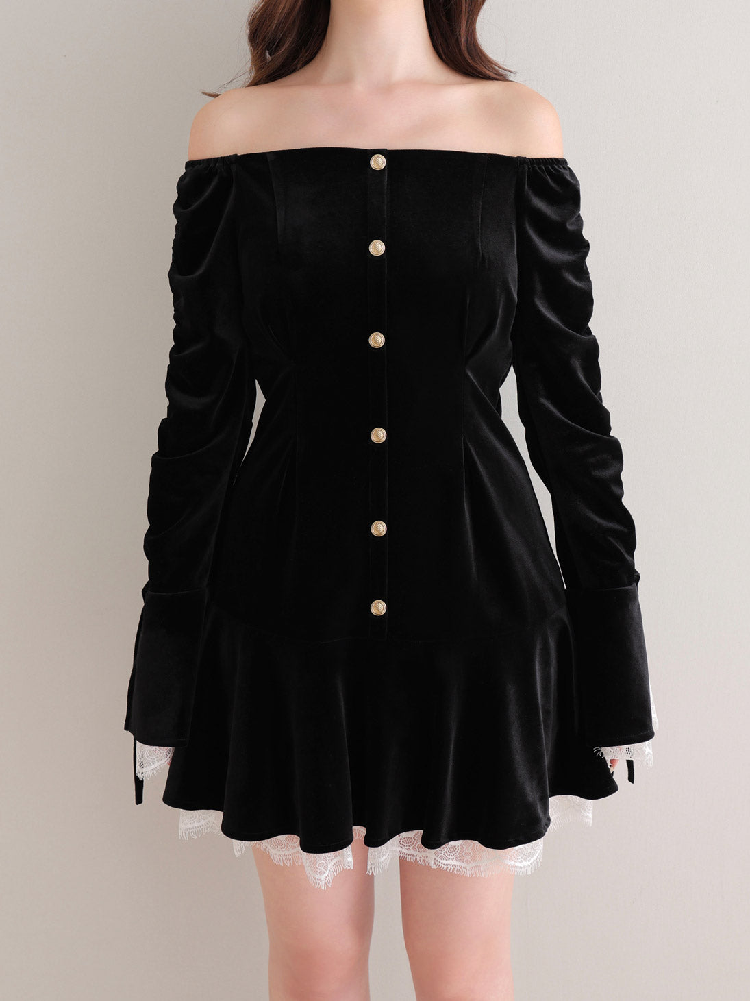【Pre Order】Classical velvet mini onepiece(eme10610)