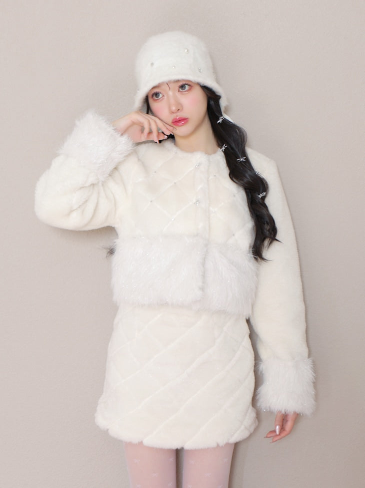 Shine bijou fake far jacket(eme10357)