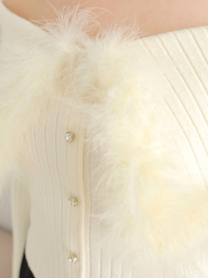 Off shoulder feather knit(eme10787)