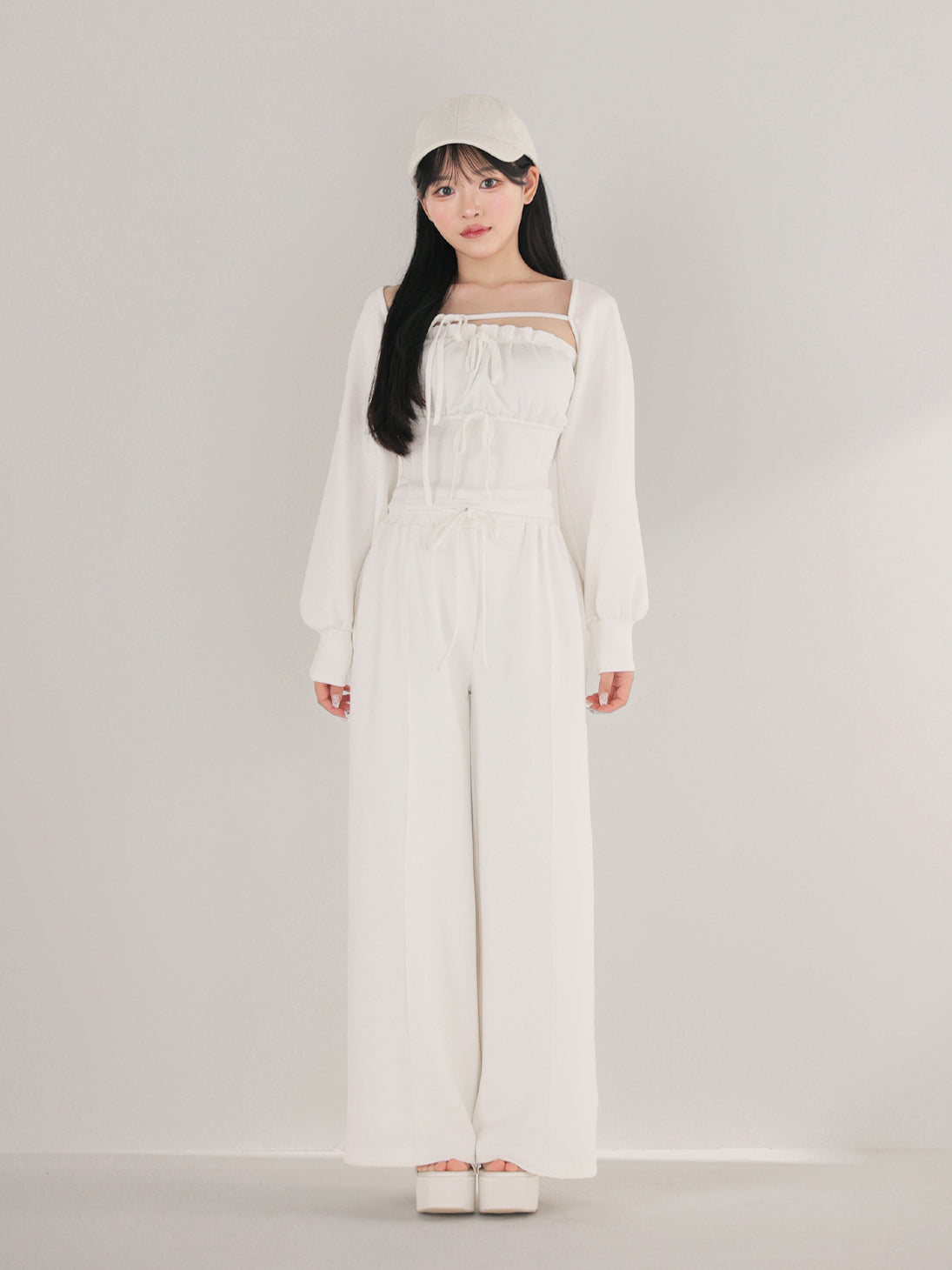 model：150cm　(size：F　color：White)