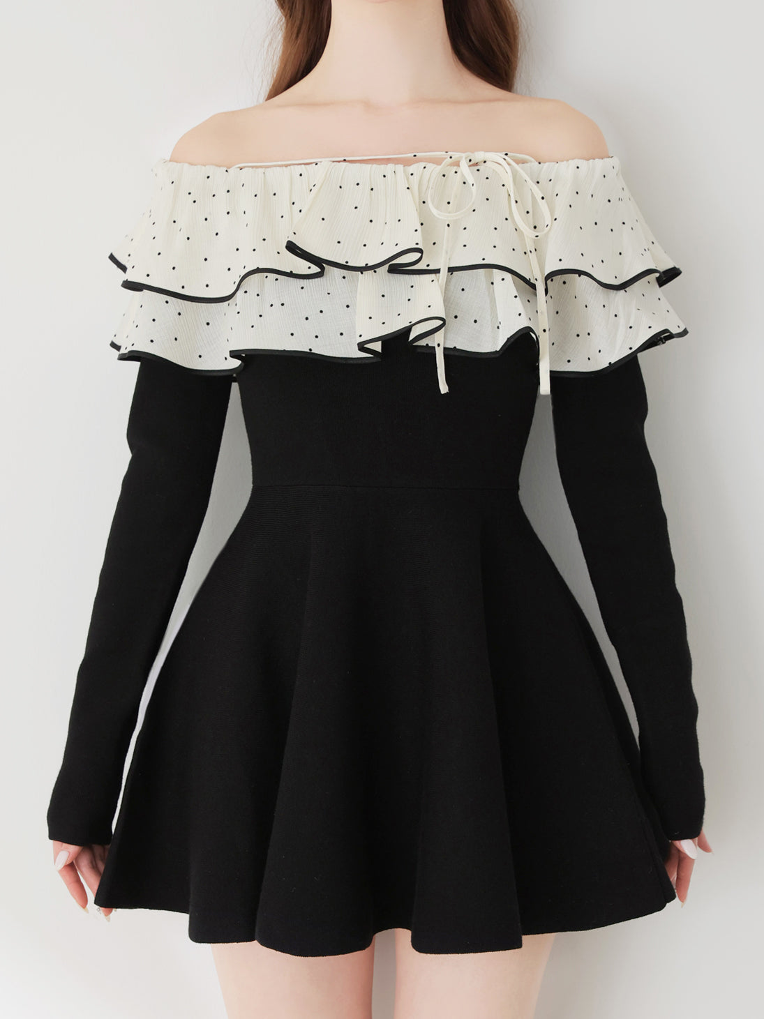 Petite Dot Frill onepiece(eme10839) – M me eme